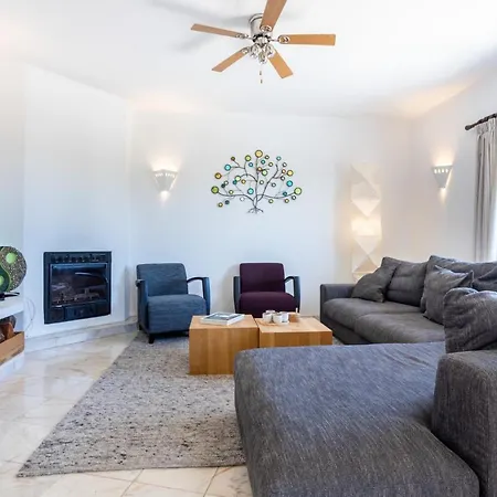 Paraiso Dos Passaros Holiday home *